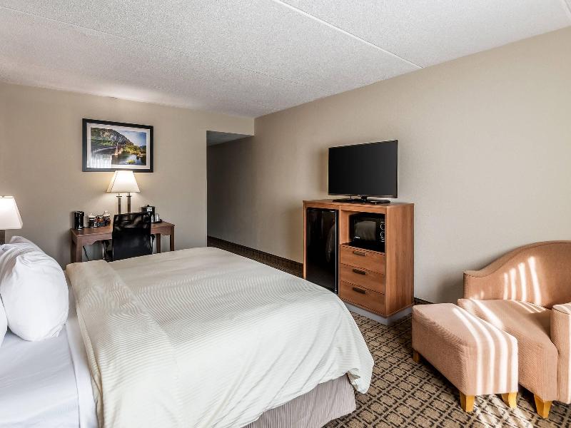 Clarion Inn Harpers Ferry-Charles Town image
