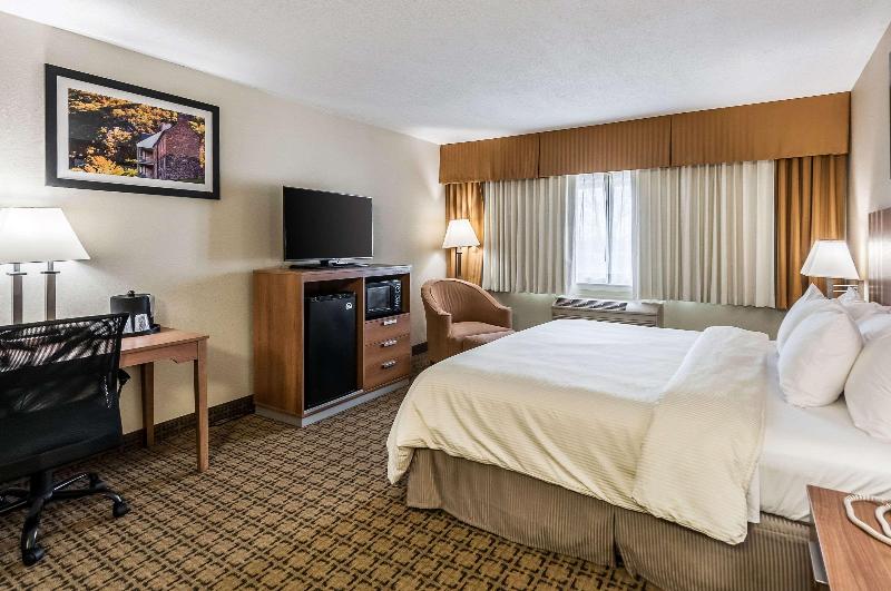 Clarion Inn Harpers Ferry-Charles Town image