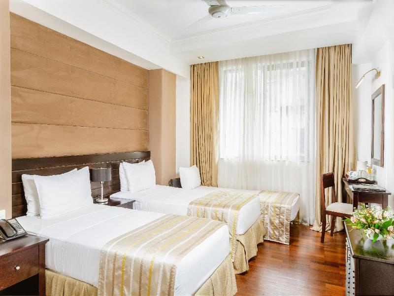 Kandy City Hotel by Earl's image