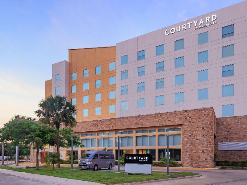 Courtyard Ciudad del Carmen Campeche image