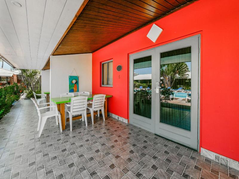 Aruba Blue Village image