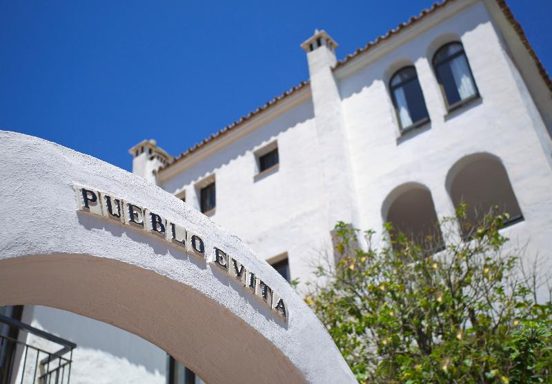 Hotel Pueblo Evita
