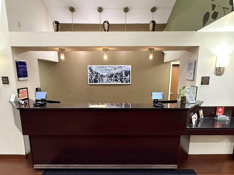 Sleep Inn & Suites Glens Falls Area image
