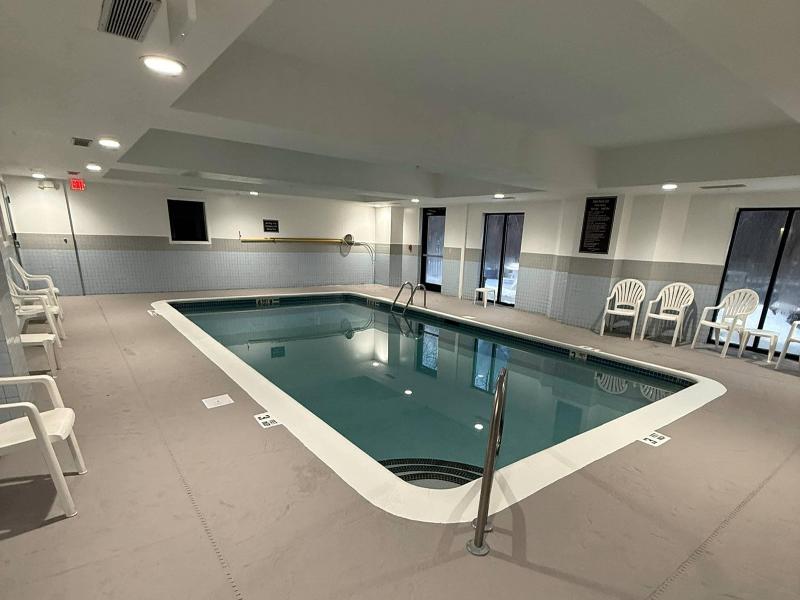 Sleep Inn & Suites Glens Falls Area image