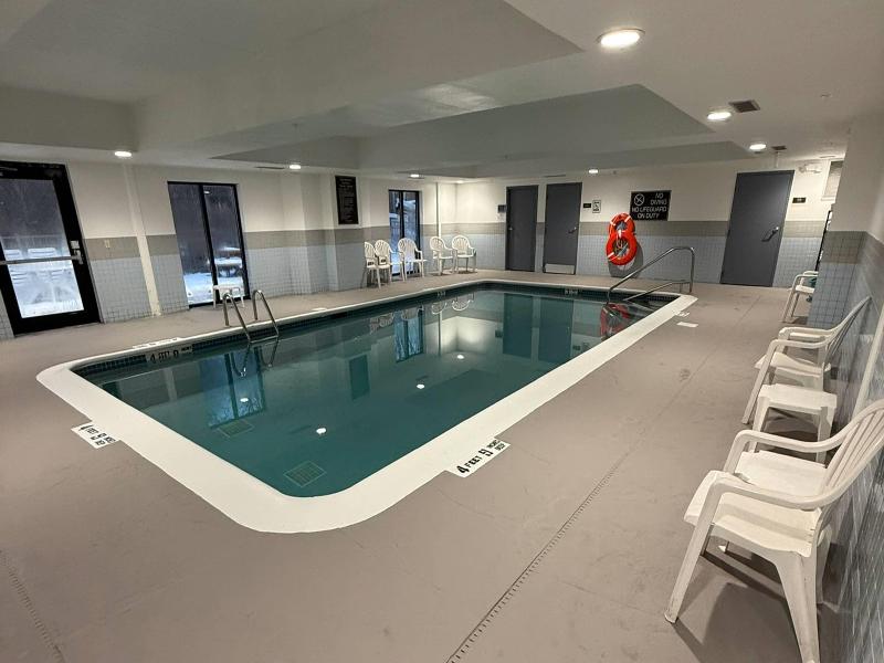 Sleep Inn & Suites Glens Falls Area image