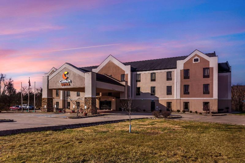 Comfort Suites South Point - Huntington image