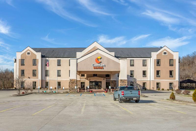 Comfort Suites South Point - Huntington image