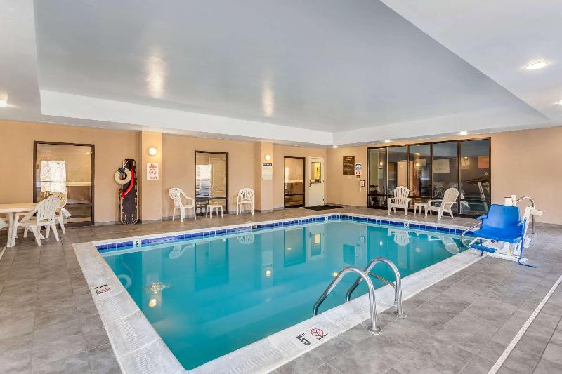 Comfort Suites South Point - Huntington image