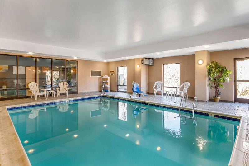 Comfort Suites South Point - Huntington image