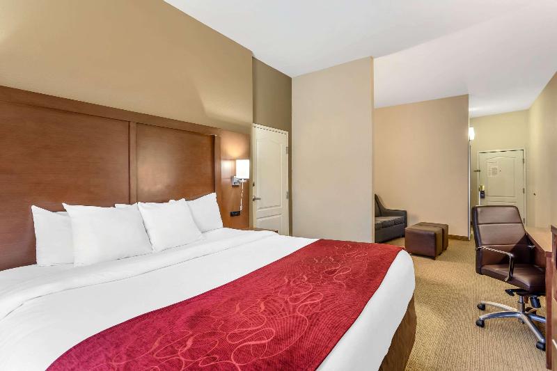 Comfort Suites South Point - Huntington image