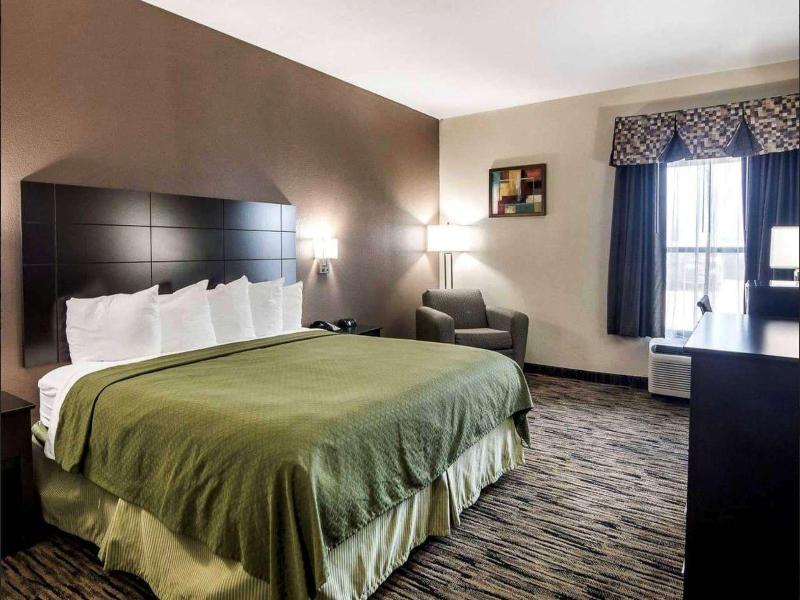 Days Inn By Wyndham Fort Worth North Fossil Creek image