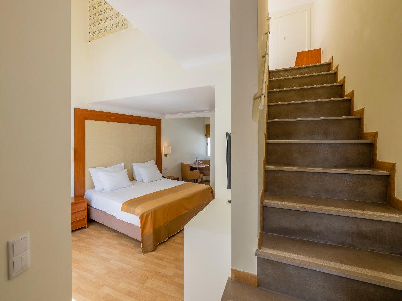 Lagoa Apartment Hotel image