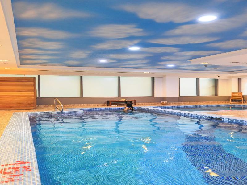 Sapphire Plaza Hotel image