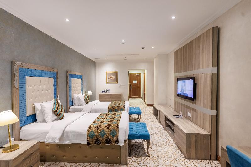 Sapphire Plaza Hotel image