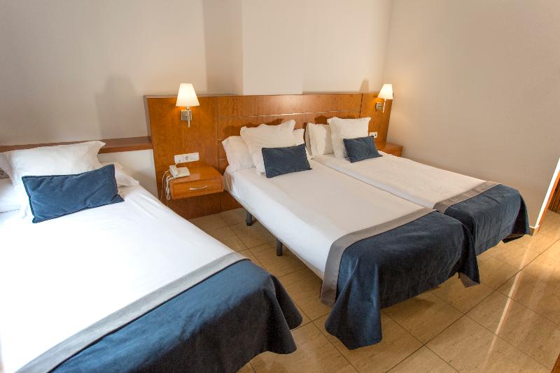 Savoy Hostal image