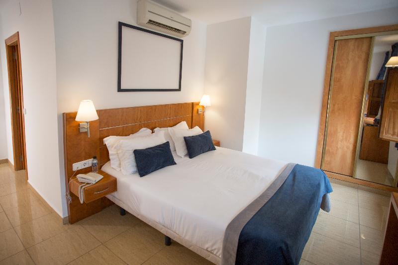 Savoy Hostal image