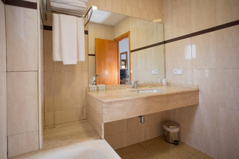 Savoy Hostal image