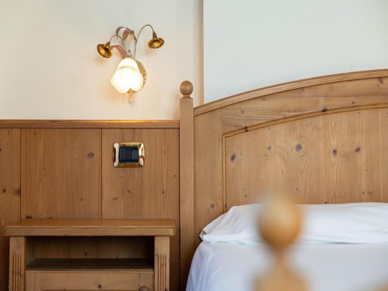 Family Hotel La Perla image