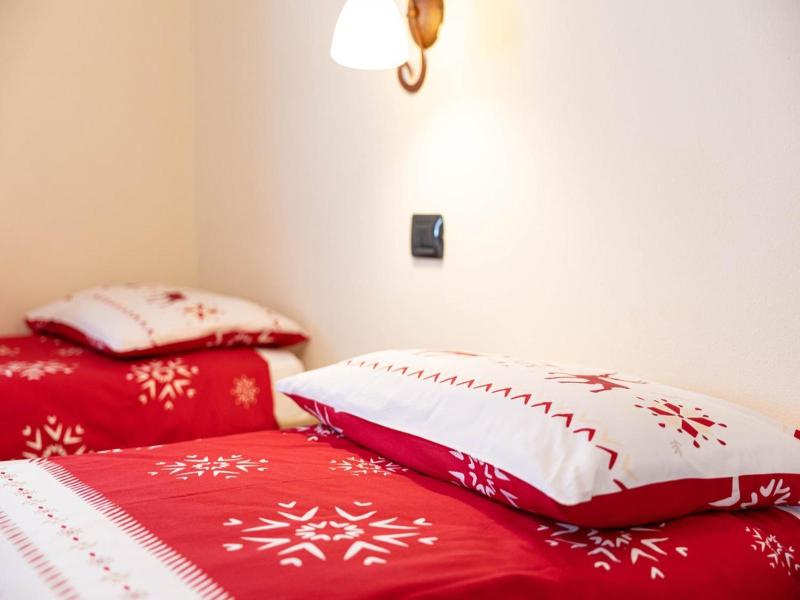 Family Hotel La Perla image