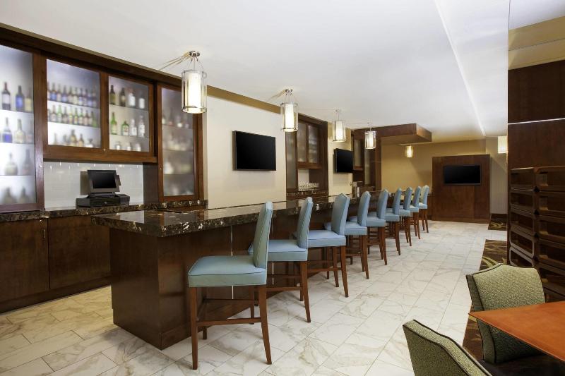Sheraton Pittsburgh Airport Hotel image