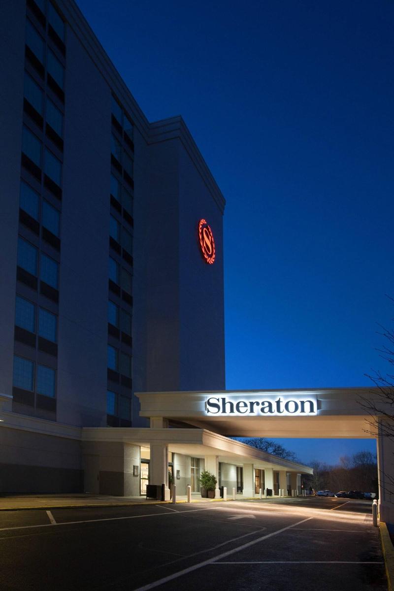 Sheraton Pittsburgh Airport Hotel image
