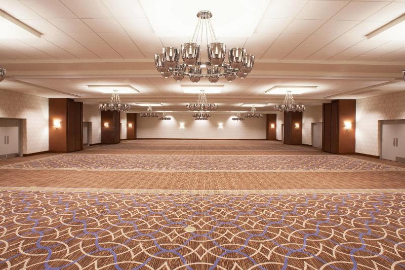 Sheraton Pittsburgh Airport Hotel image