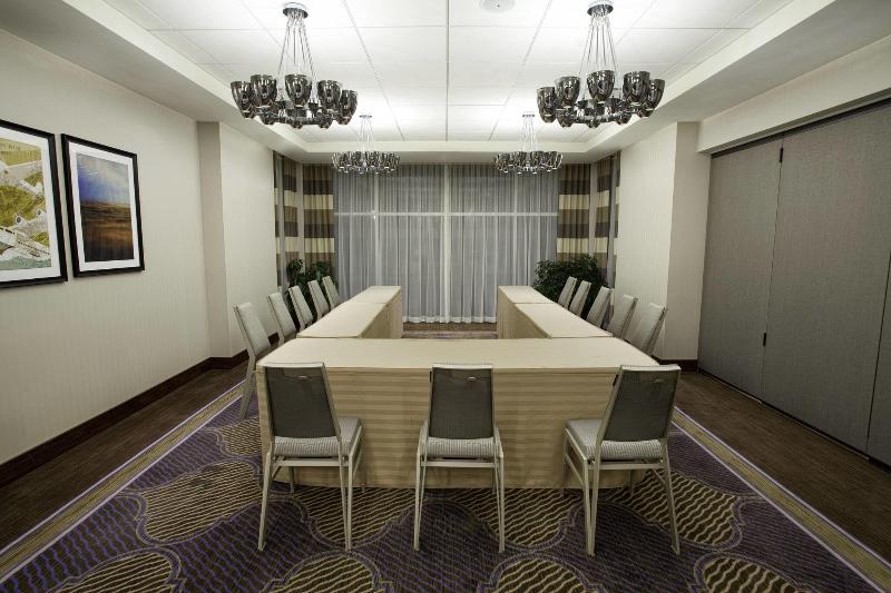 Sheraton Pittsburgh Airport Hotel image