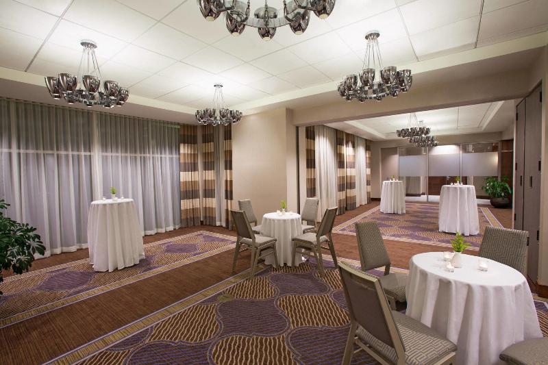 Sheraton Pittsburgh Airport Hotel image