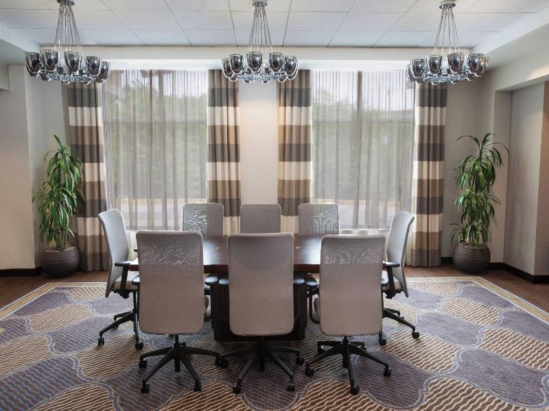 Sheraton Pittsburgh Airport Hotel image