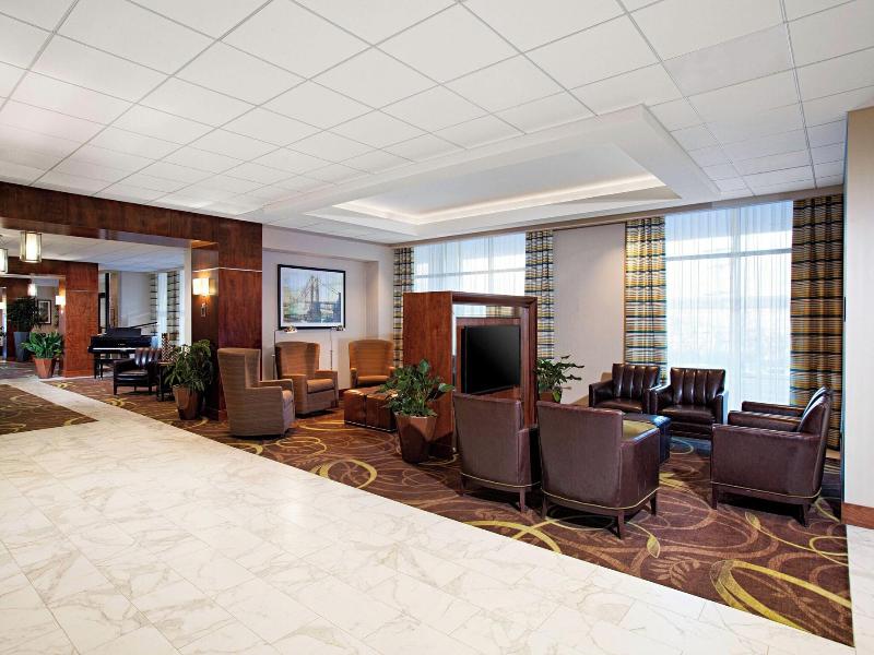 Sheraton Pittsburgh Airport Hotel image
