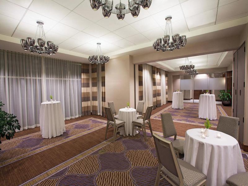 Sheraton Pittsburgh Airport Hotel image