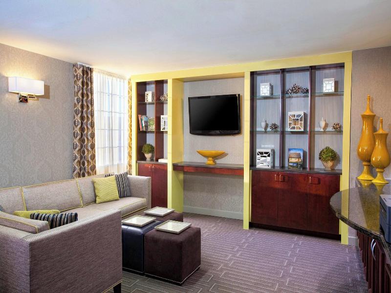 Sheraton Pittsburgh Airport Hotel image