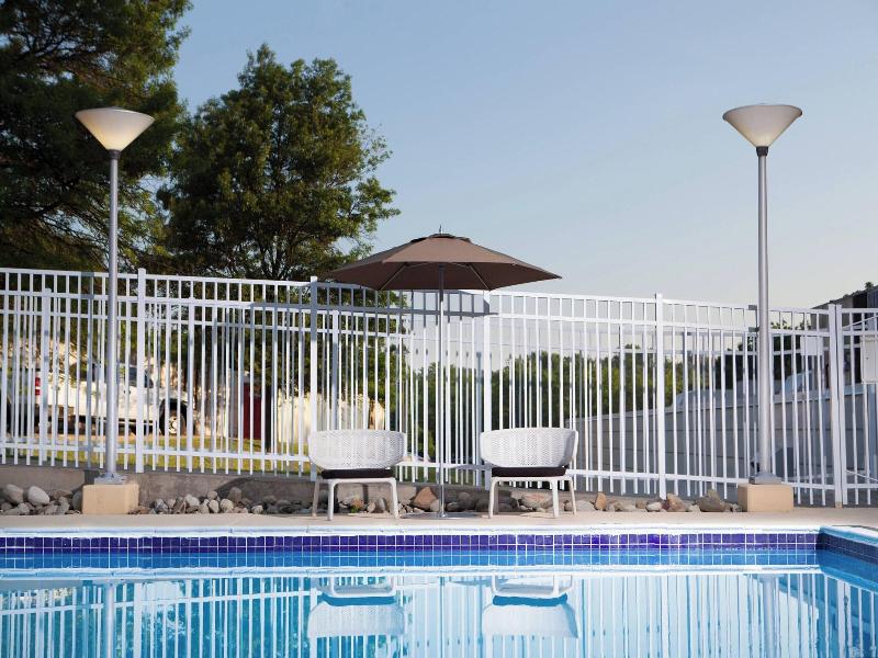 Sheraton Pittsburgh Airport Hotel image