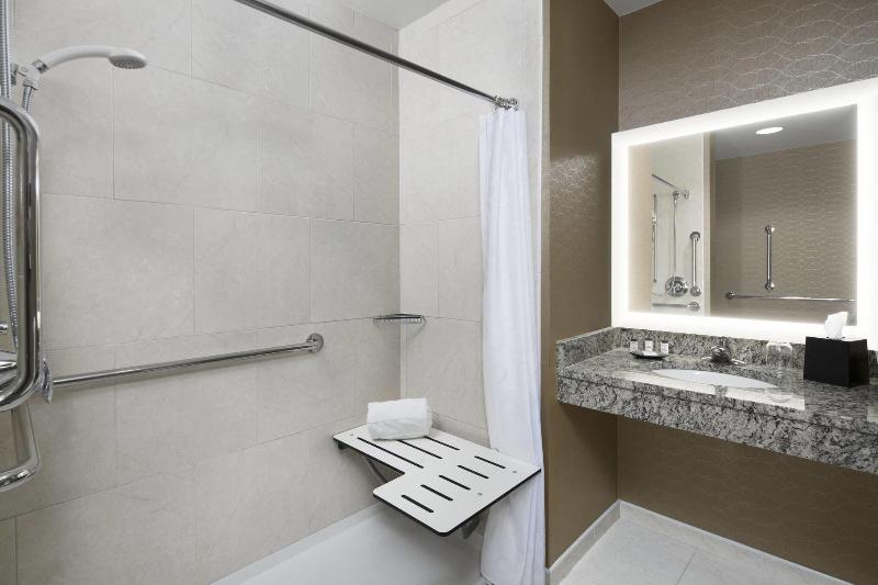 Sheraton Pittsburgh Airport Hotel image
