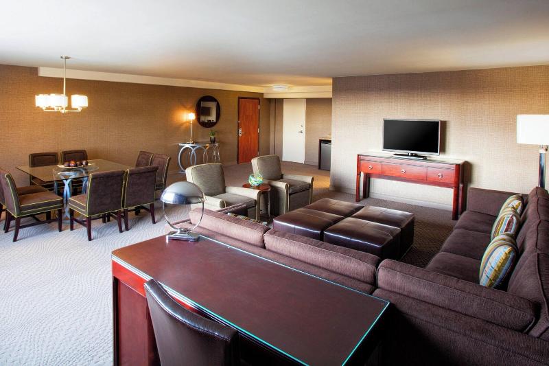 Sheraton Pittsburgh Airport Hotel image