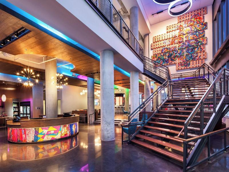 Aloft Boston Seaport image