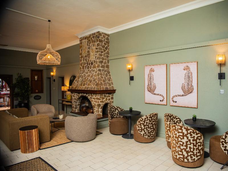 Cresta Sprayview Hotel image
