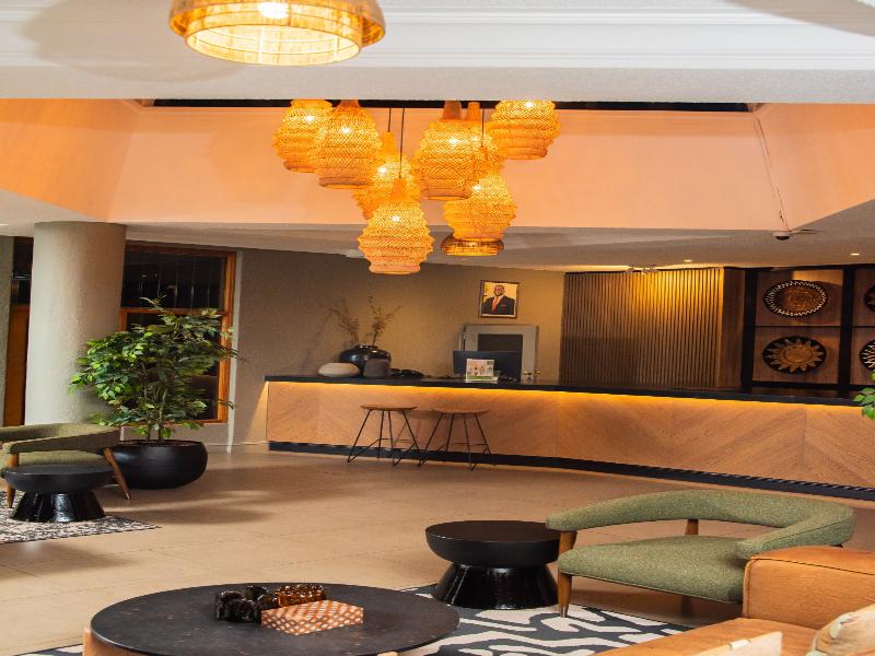 Cresta Sprayview Hotel image