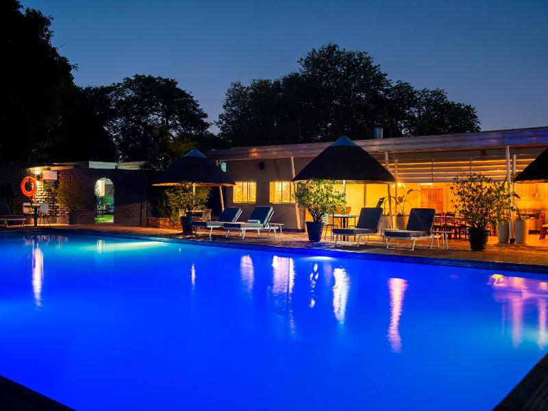 Cresta Sprayview Hotel image