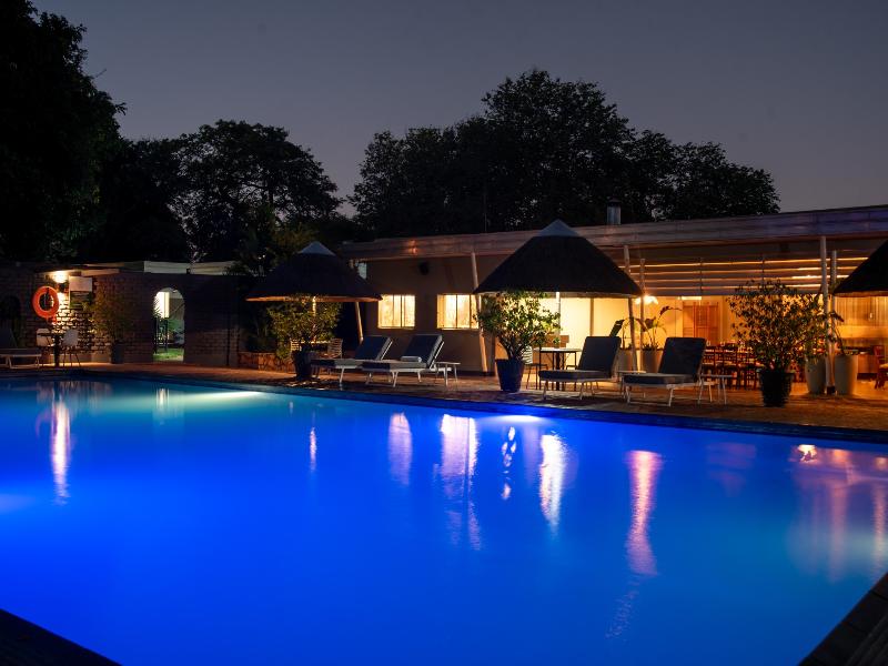 Cresta Sprayview Hotel image