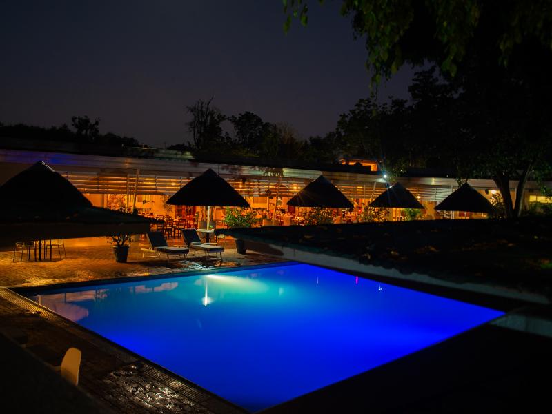 Cresta Sprayview Hotel image