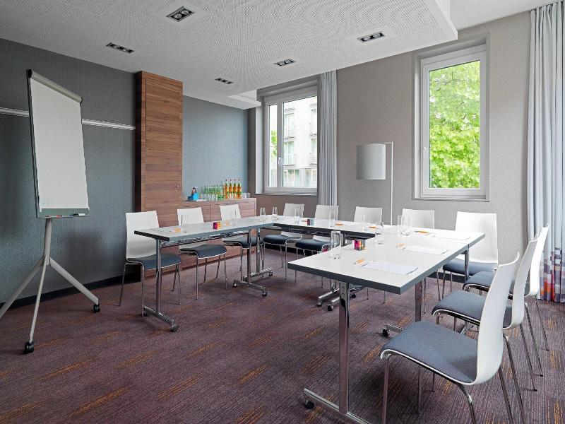Aloft Munich image
