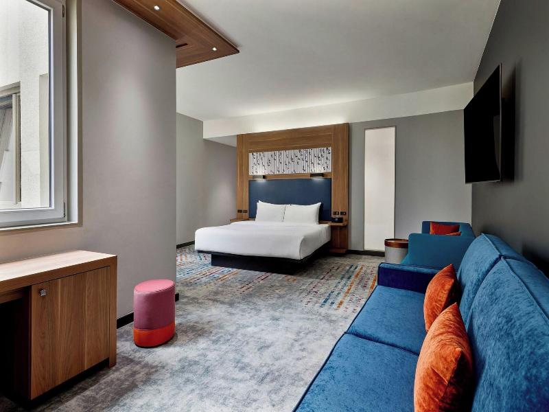 Aloft Munich image