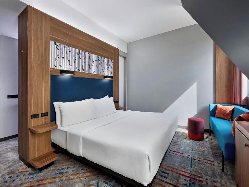 Aloft Munich image