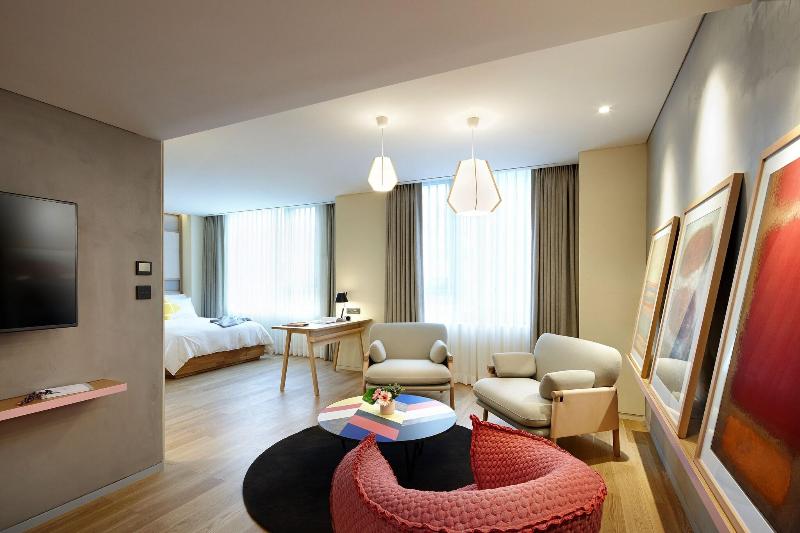 L7 MYEONGDONG by LOTTE HOTELS image