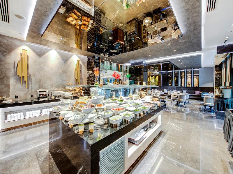 DoubleTree by Hilton Istanbul - Piyalepasa — restaurant