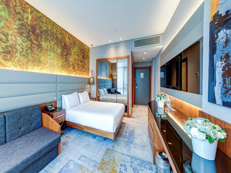 DoubleTree by Hilton Istanbul - Piyalepasa image