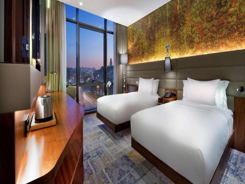 DoubleTree by Hilton Istanbul - Piyalepasa image
