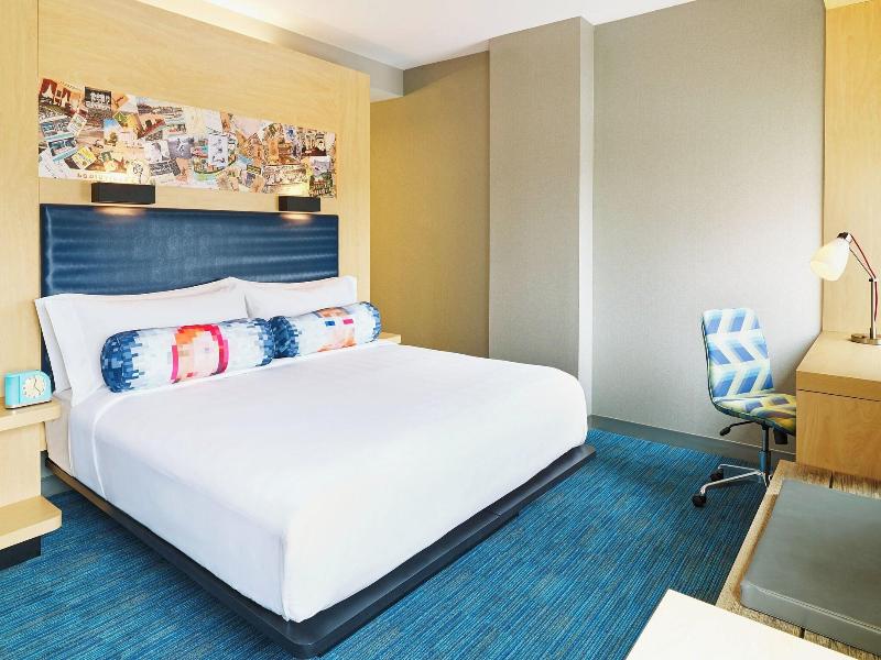 Aloft Louisville Downtown image