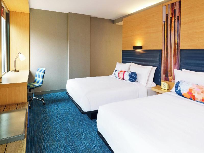 Aloft Louisville Downtown image